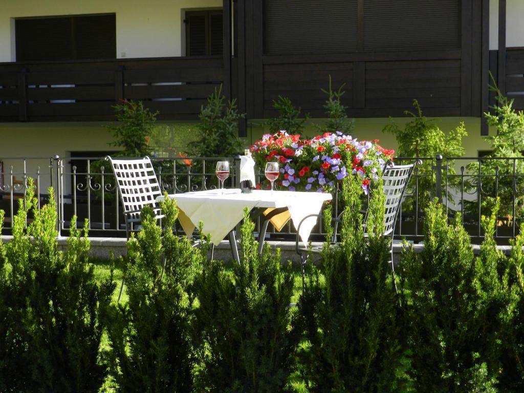 Garni Hotel Mezdi Selva di Val Gardena Exterior photo